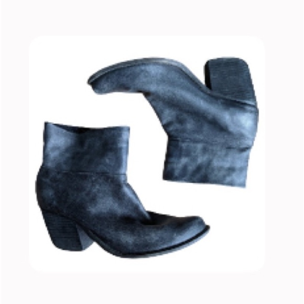 Distressed Black / Grey Jeffrey Campbell Wide Ankle Leather Booties!